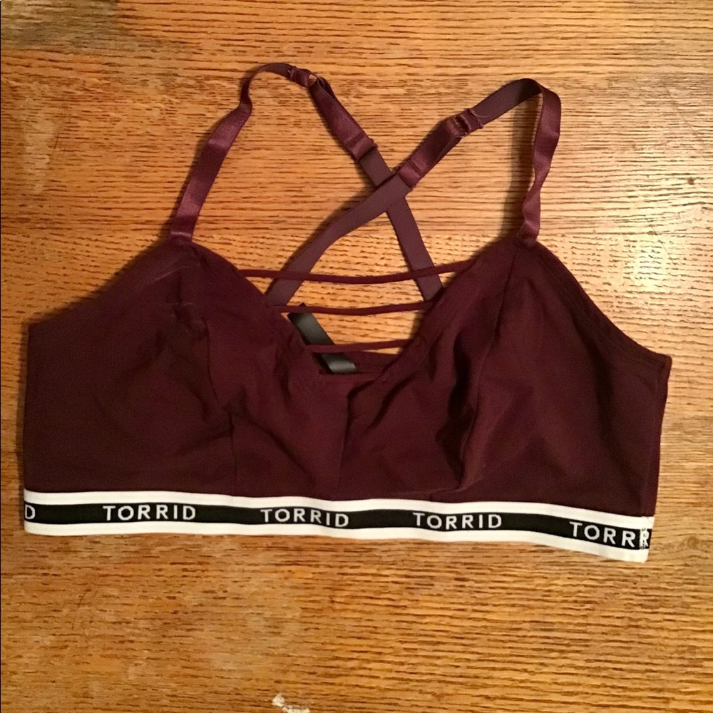 NWOT Burgundy strappy torrid bralette